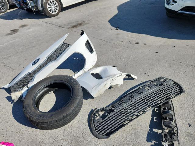 2019 Kia Rio მანქანა იყიდება აუქციონზე, vin: 3KPA24AB1KE180119, აუქციონის ნომერი: 81291415