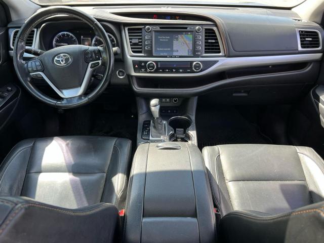 83837315 :رقم المزاد ، 5TDJZRFH4HS367780 vin ، 2017 Toyota Highlander مزاد بيع