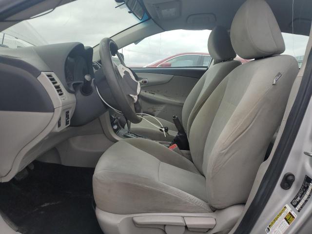 81561595 :رقم المزاد ، 2T1BU4EE8BC570667 vin ، 2011 Toyota Corolla مزاد بيع