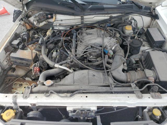 71082145 :رقم المزاد ، JNRAR07Y7YW085384 vin ، 2000 Infiniti Qx4 مزاد بيع