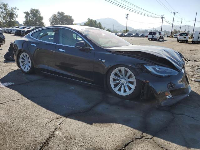 65980995 :رقم المزاد ، 5YJSA1E29HF201043 vin ، 2017 Tesla Model S مزاد بيع