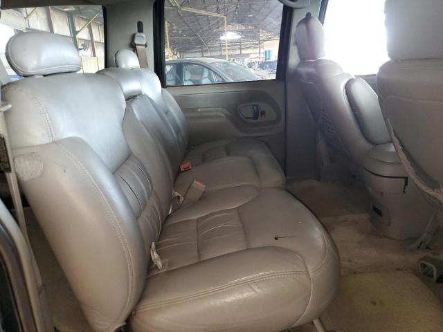 1999 Gmc Suburban K მანქანა იყიდება აუქციონზე, vin: 3GKFK16R2XG524325, აუქციონის ნომერი: 81068745