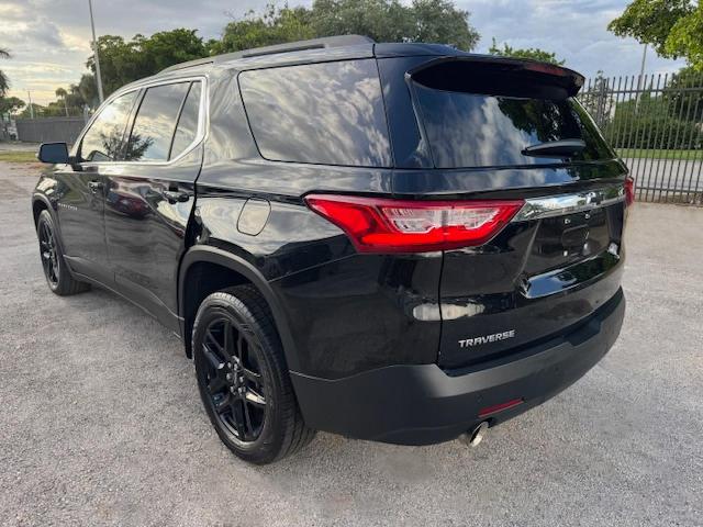 2021 Chevrolet Traverse Lt მანქანა იყიდება აუქციონზე, vin: 1GNERGKW7MJ168621, აუქციონის ნომერი: 82171285