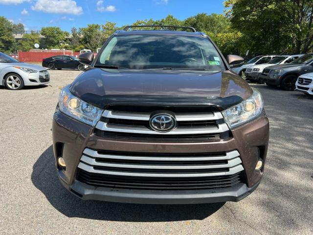 83837315 :رقم المزاد ، 5TDJZRFH4HS367780 vin ، 2017 Toyota Highlander مزاد بيع