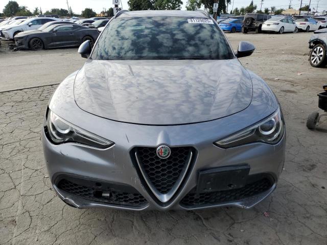 Продаж на аукціоні авто 2018 Alfa Romeo Stelvio Ti Sport, vin: ZASFAKNN3J7B82302, номер лоту: 81129025