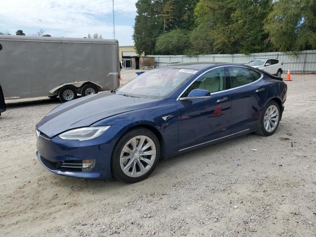 2018 Tesla Model S მანქანა იყიდება აუქციონზე, vin: 5YJSA1E22JF283980, აუქციონის ნომერი: 81609165