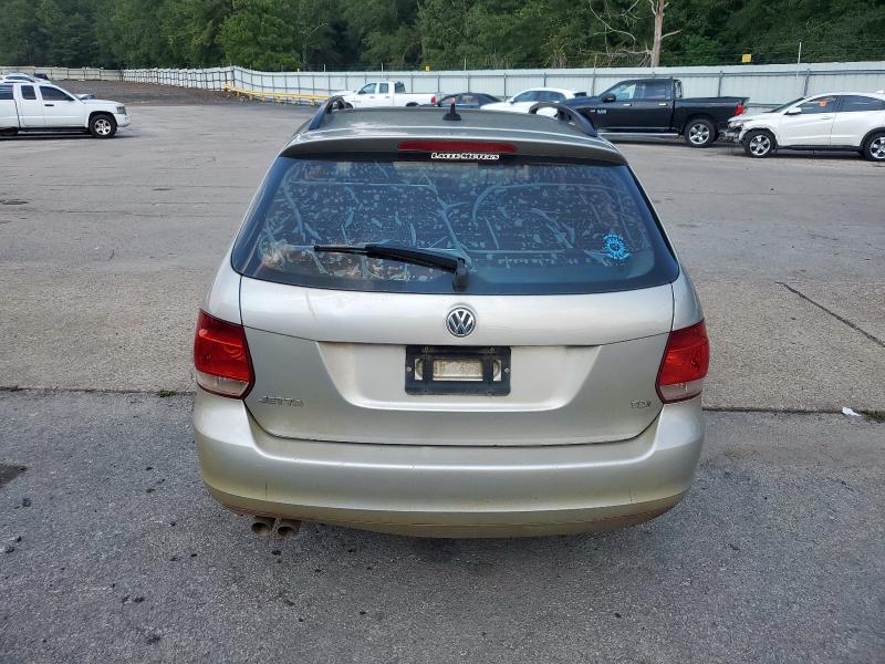 81306395 :رقم المزاد ، 3VWPL7AJ0EM616787 vin ، 2014 Volkswagen Jetta مزاد بيع