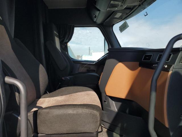 2020 Freightliner Cascadia 1 მანქანა იყიდება აუქციონზე, vin: 3AKJHHDR2LSKW4373, აუქციონის ნომერი: 84404745