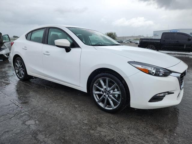 83941955 :رقم المزاد ، 3MZBN1V31JM234081 vin ، 2018 Mazda 3 Touring مزاد بيع