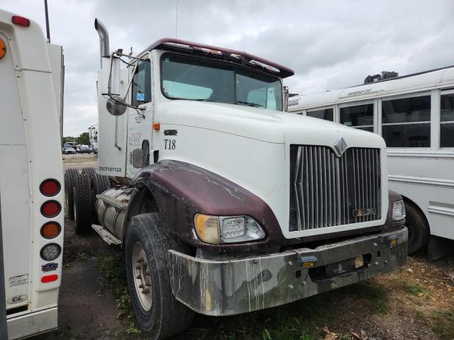 81553225 :رقم المزاد ، 2HSFMAMR3XC085259 vin ، 1999 International 9200 مزاد بيع