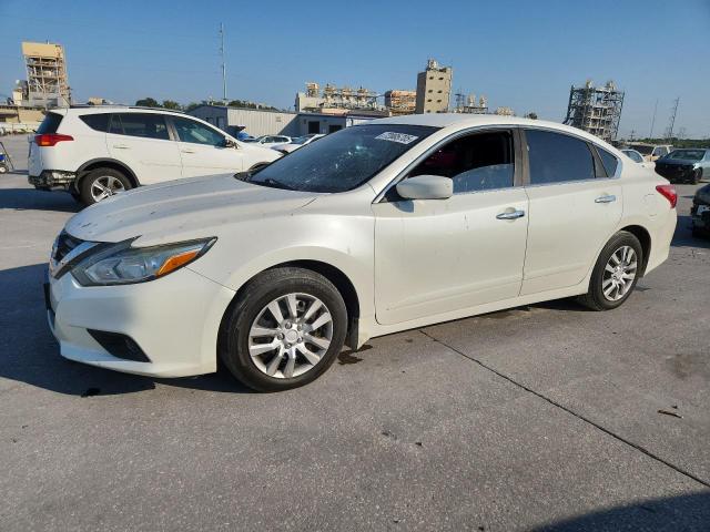 2017 Nissan Altima მანქანა იყიდება აუქციონზე, vin: 1N4AL3AP2HC209989, აუქციონის ნომერი: 72005705