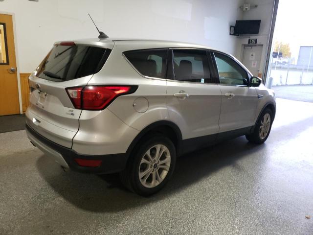 Продаж на аукціоні авто 2019 Ford Escape Se, vin: 1FMCU9GD0KUB10505, номер лоту: 83762505