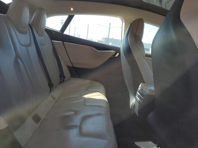 65980995 :رقم المزاد ، 5YJSA1E29HF201043 vin ، 2017 Tesla Model S مزاد بيع