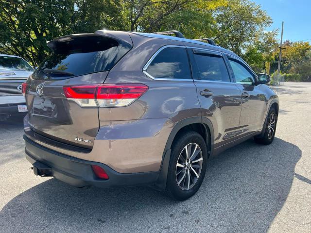 83837315 :رقم المزاد ، 5TDJZRFH4HS367780 vin ، 2017 Toyota Highlander مزاد بيع
