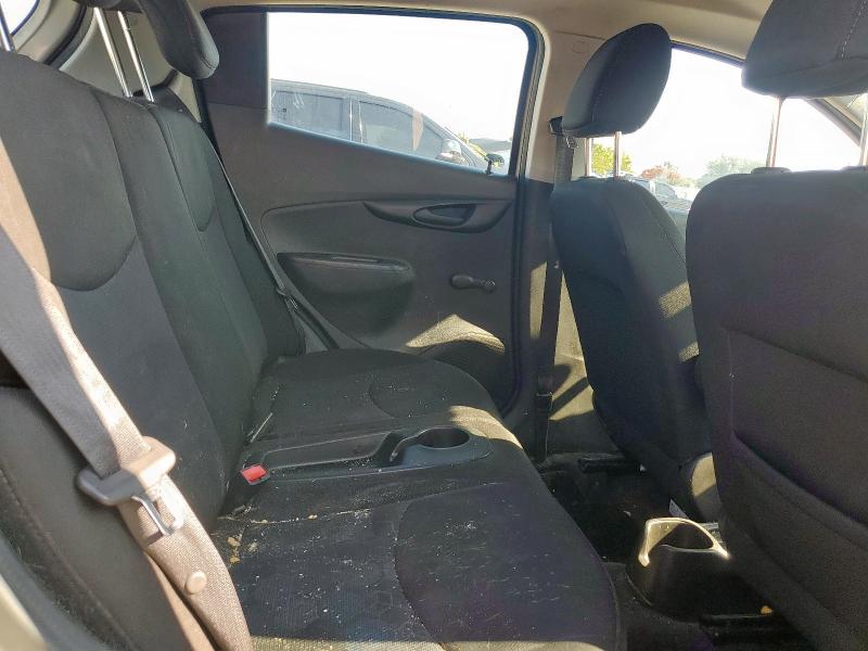 80206555 :رقم المزاد ، KL8CB6SA5JC424086 vin ، 2018 Chevrolet Spark مزاد بيع