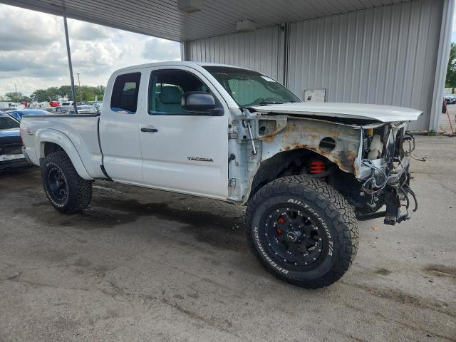 2008 Toyota Tacoma მანქანა იყიდება აუქციონზე, vin: 5TEUU42N58Z588608, აუქციონის ნომერი: 71453395