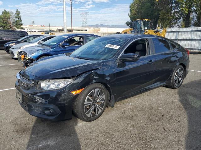 81585115 :رقم المزاد ، JHMFC1F30JX040546 vin ، 2018 Honda Civic مزاد بيع
