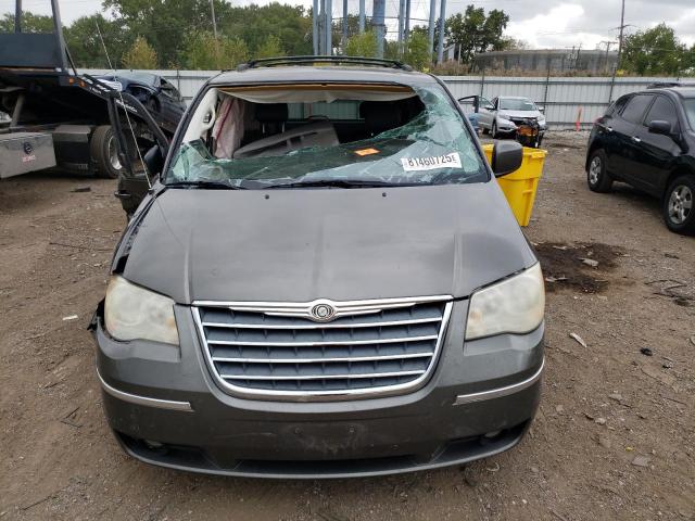 81460725 :رقم المزاد ، 2A4RR5DX6AR279778 vin ، 2010 Chrysler Town & Country مزاد بيع