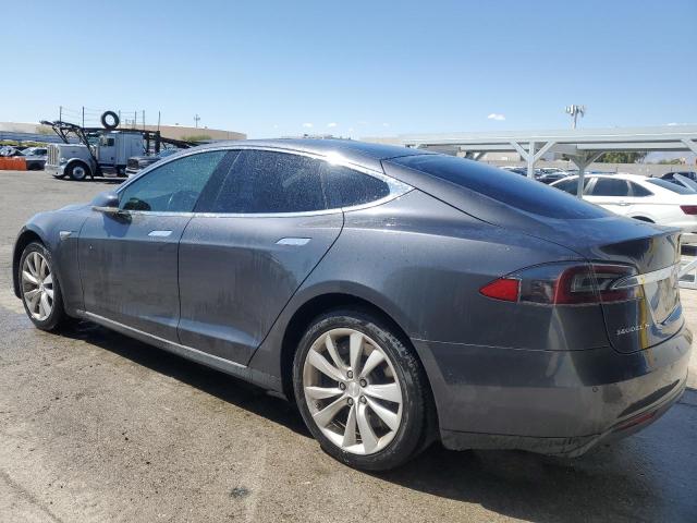 80175735 :رقم المزاد ، 5YJSA1H12FF083546 vin ، 2015 Tesla Model S 85 مزاد بيع