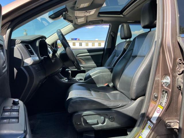 83837315 :رقم المزاد ، 5TDJZRFH4HS367780 vin ، 2017 Toyota Highlander مزاد بيع