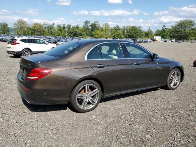 70917125 :رقم المزاد ، WDDZF4KB2HA151655 vin ، 2017 Mercedes-benz E مزاد بيع