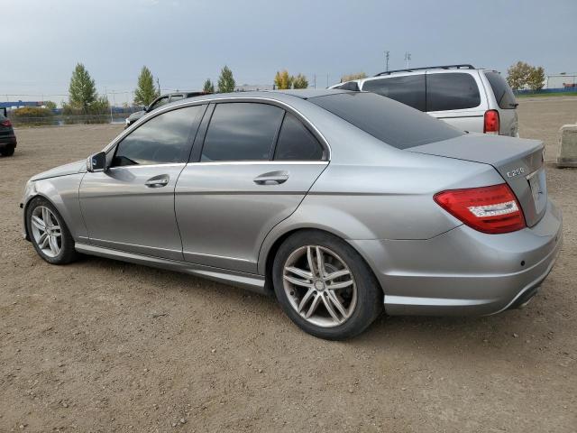 84585365 :رقم المزاد ، WDDGF8FB9CA700852 vin ، 2012 Mercedes-benz C مزاد بيع