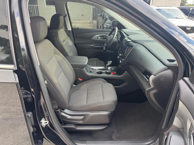 2021 Chevrolet Traverse Lt მანქანა იყიდება აუქციონზე, vin: 1GNERGKW7MJ168621, აუქციონის ნომერი: 82171285