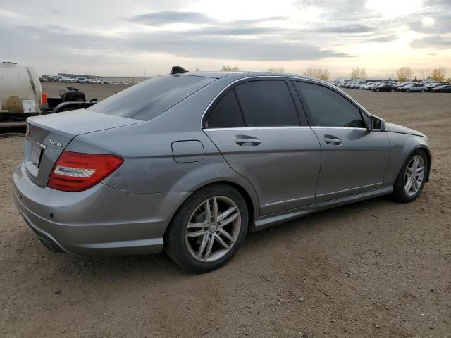 84585365 :رقم المزاد ، WDDGF8FB9CA700852 vin ، 2012 Mercedes-benz C مزاد بيع