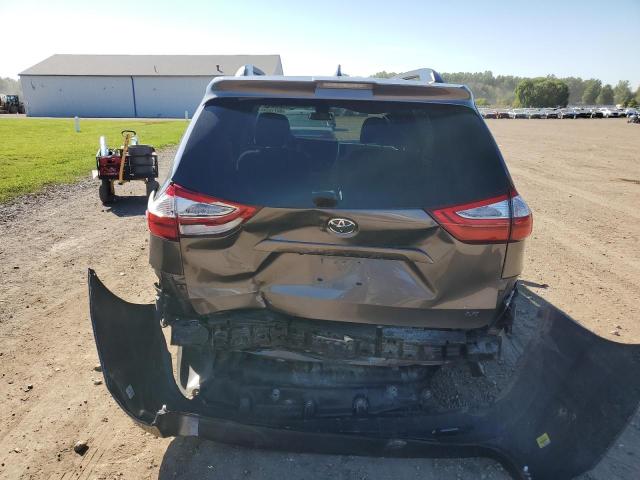 84719945 :رقم المزاد ، 5TDKZ3DC4KS998299 vin ، 2019 Toyota Sienna Le مزاد بيع