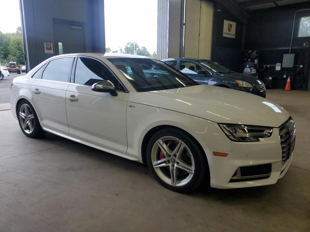 Продаж на аукціоні авто 2018 Audi S4 Premium, vin: WAUB4AF42JA019445, номер лоту: 84197005