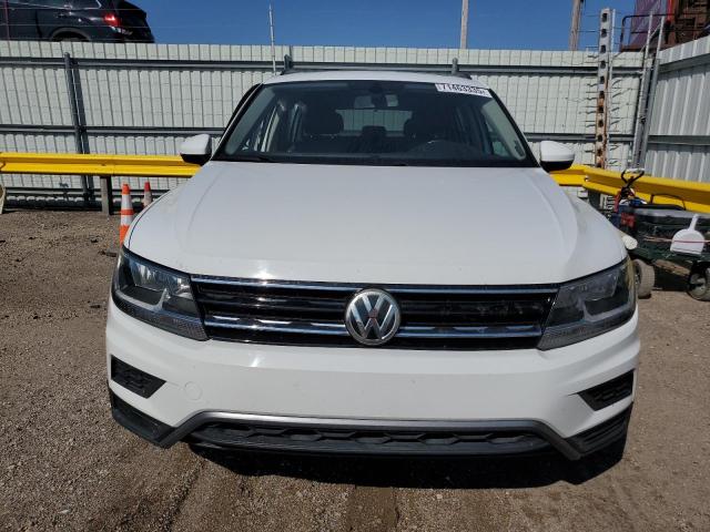 Продаж на аукціоні авто 2018 Volkswagen Tiguan, vin: 3VV2B7AX3JM153835, номер лоту: 71463335