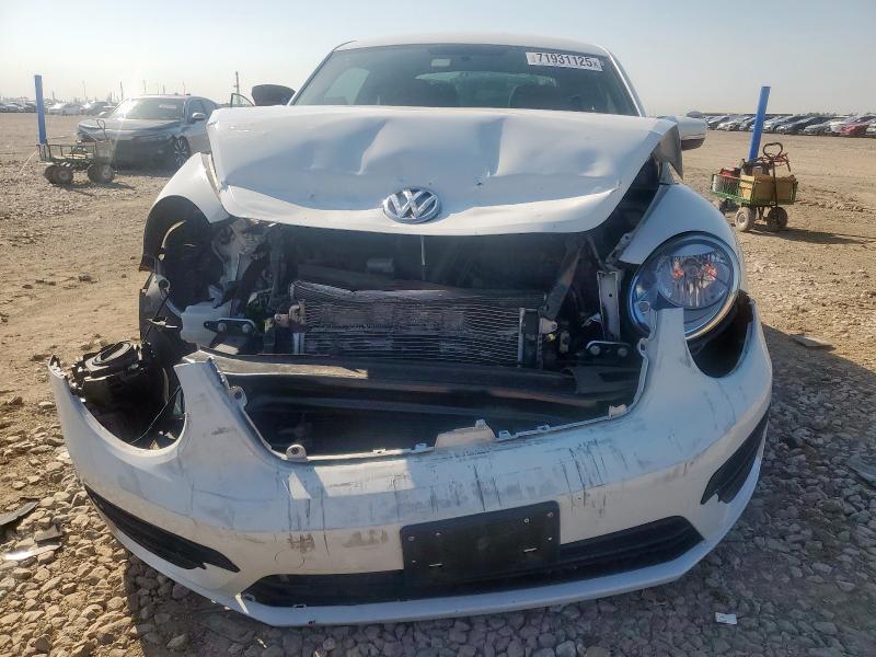 2017 Volkswagen Beetle 1.8 მანქანა იყიდება აუქციონზე, vin: 3VWF17AT4HM618856, აუქციონის ნომერი: 71931125