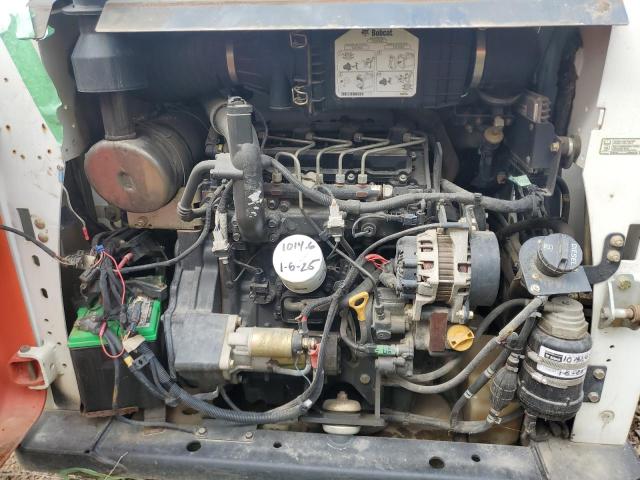 82104335 :رقم المزاد ، 82104335 vin ، 2015 Bobcat S530 مزاد بيع