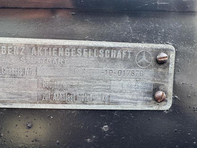 1960 Mercedes-benz 190 Sl მანქანა იყიდება აუქციონზე, vin: 12104010017870, აუქციონის ნომერი: 80806095