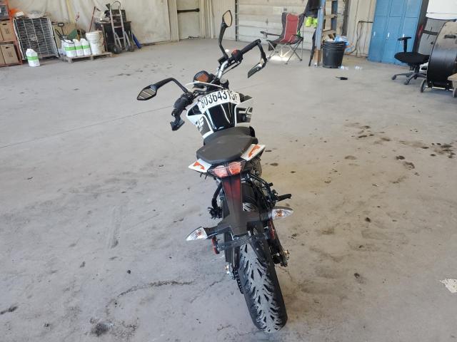 80364315 :رقم المزاد ، MD2JPC407NC034979 vin ، 2022 Ktm 200 Duke مزاد بيع