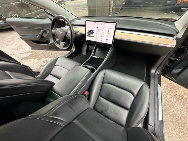 2018 Tesla Model 3 მანქანა იყიდება აუქციონზე, vin: 5YJ3E1EB1JF119497, აუქციონის ნომერი: 80073925