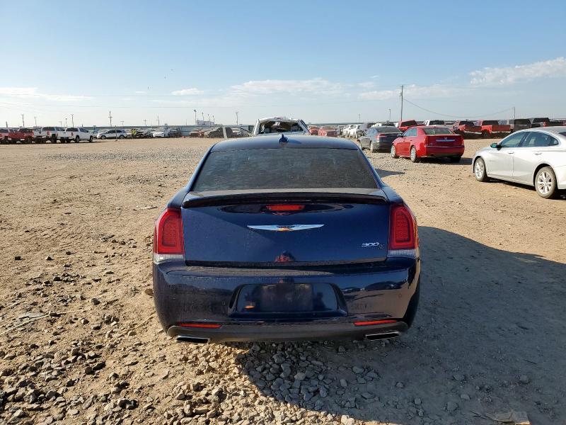 Продажа на аукционе авто 2015 Chrysler 300 S, vin: 2C3CCABT4FH867850, номер лота: 70839525