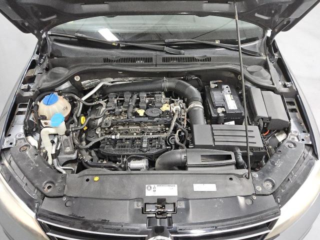 70736195 :رقم المزاد ، 3VWD17AJ3FM257980 vin ، 2015 Volkswagen Jetta مزاد بيع
