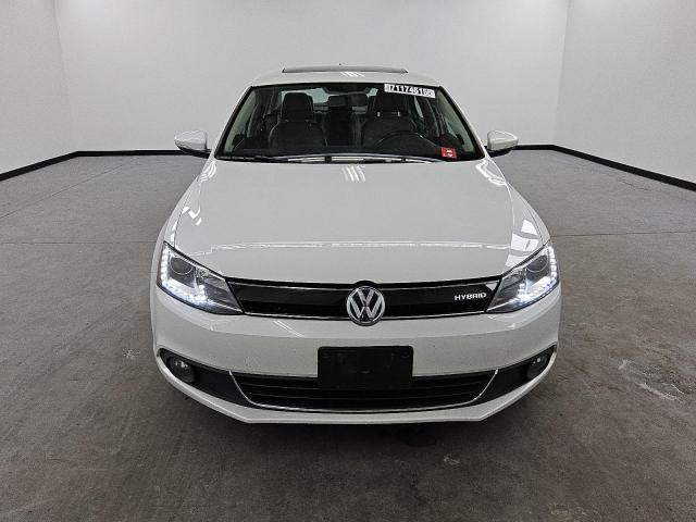 71174615 :رقم المزاد ، 3VW637AJ0DM284506 vin ، 2013 Volkswagen Jetta Hybr مزاد بيع