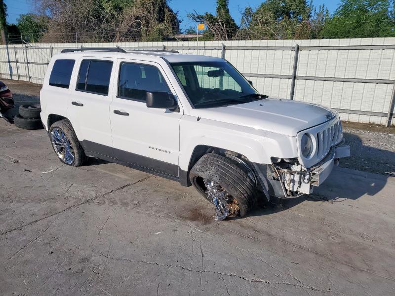 84026895 :رقم المزاد ، 1C4NJPBA1GD656292 vin ، 2016 Jeep Patriot Sport مزاد بيع