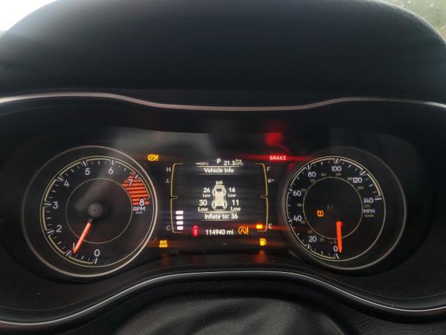 81511865 :رقم المزاد ، 1C4PJMLX5KD480768 vin ، 2019 Jep Cherokee Latitude Plus مزاد بيع