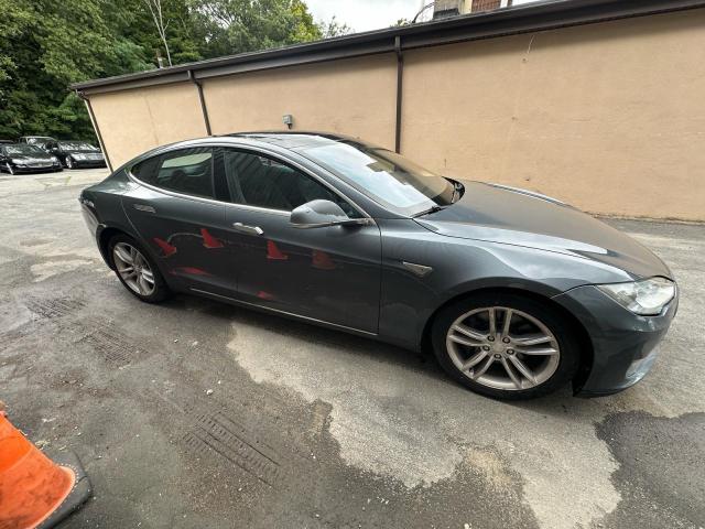 Продаж на аукціоні авто 2013 Tesla Model S, vin: 5YJSA1AC6DFP10886, номер лоту: 84890145