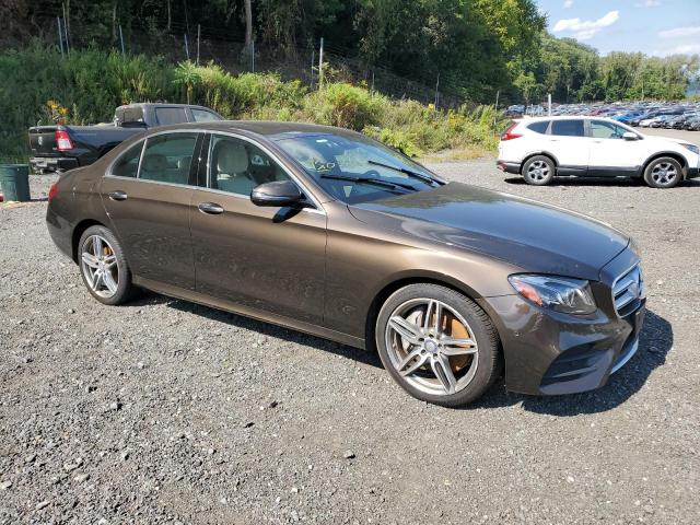 70917125 :رقم المزاد ، WDDZF4KB2HA151655 vin ، 2017 Mercedes-benz E مزاد بيع