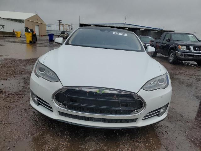83877125 :رقم المزاد ، 5YJSA1H15EFP56750 vin ، 2014 Tesla Model S مزاد بيع