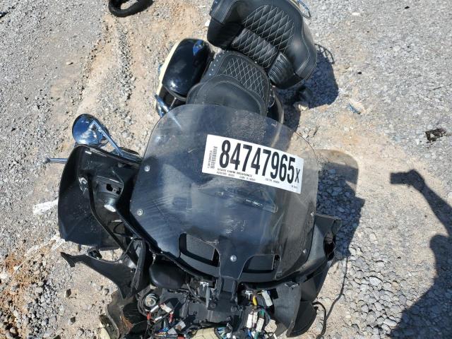 2017 Indian Motorcycle Co. Roadmaster მანქანა იყიდება აუქციონზე, vin: 56KTRAAA3H3349156, აუქციონის ნომერი: 84747965