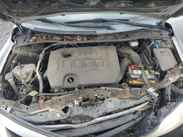 81561595 :رقم المزاد ، 2T1BU4EE8BC570667 vin ، 2011 Toyota Corolla مزاد بيع