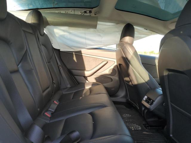 81906755 :رقم المزاد ، 5YJ3E1EB0NF355368 vin ، 2022 Tesla Model 3 مزاد بيع