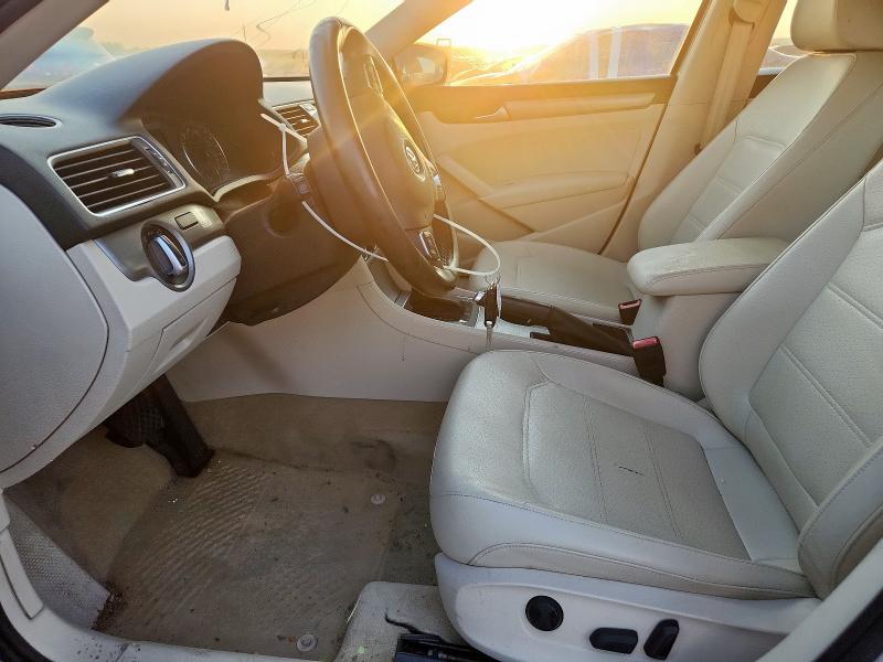 70714765 :رقم المزاد ، 1VWBN7A34EC096746 vin ، 2014 Volkswagen Passat مزاد بيع