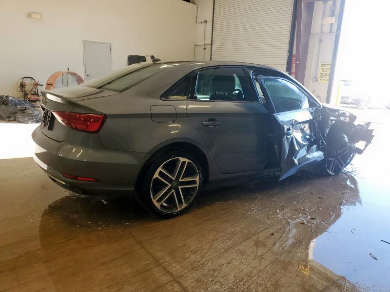 Продаж на аукціоні авто 2018 Audi A3 Premium, vin: WAUAUGFF1J1060889, номер лоту: 80066265