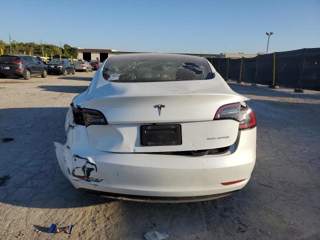81906755 :رقم المزاد ، 5YJ3E1EB0NF355368 vin ، 2022 Tesla Model 3 مزاد بيع